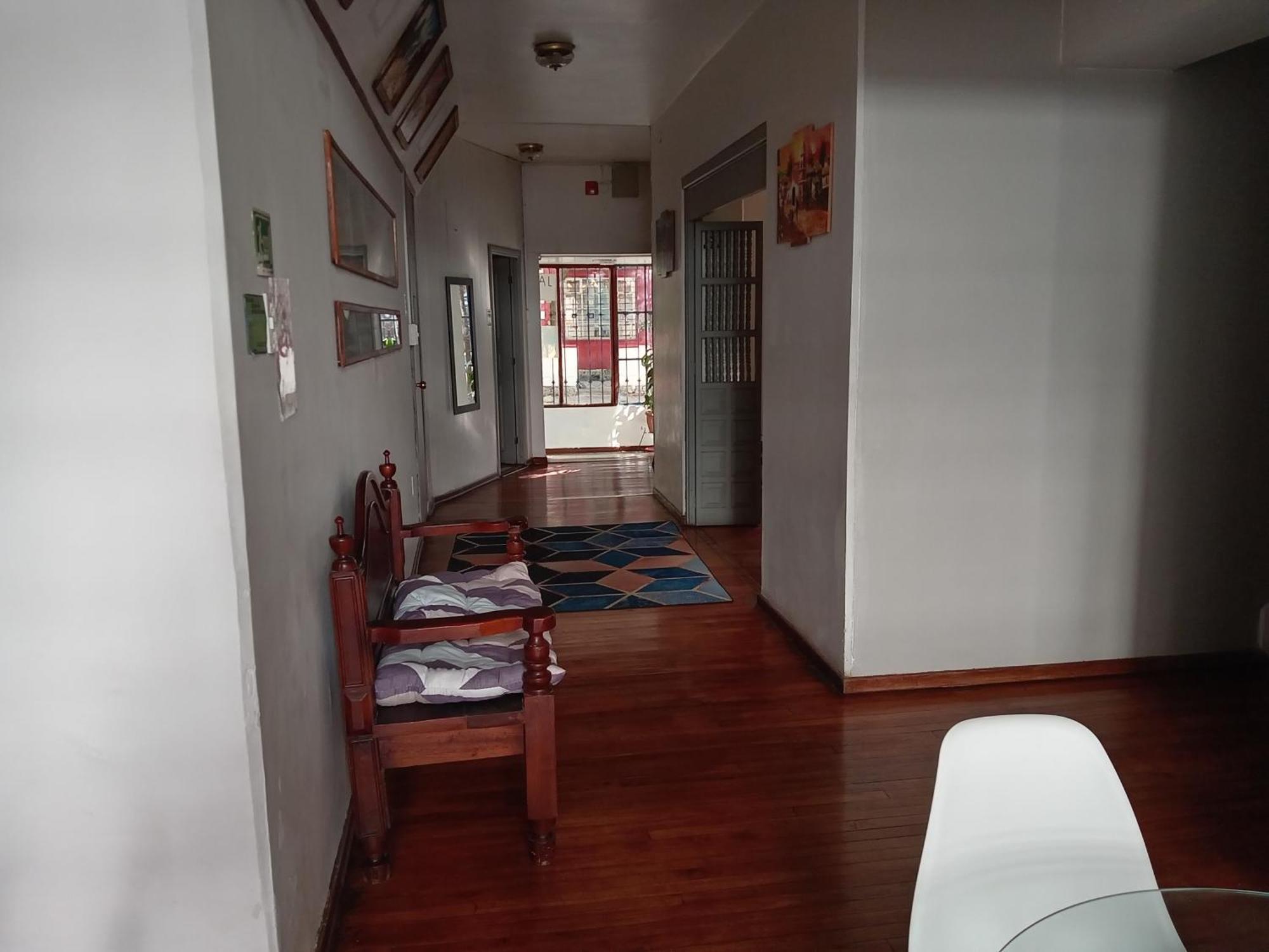 Hostal Posada Del Maple Quito Exterior photo